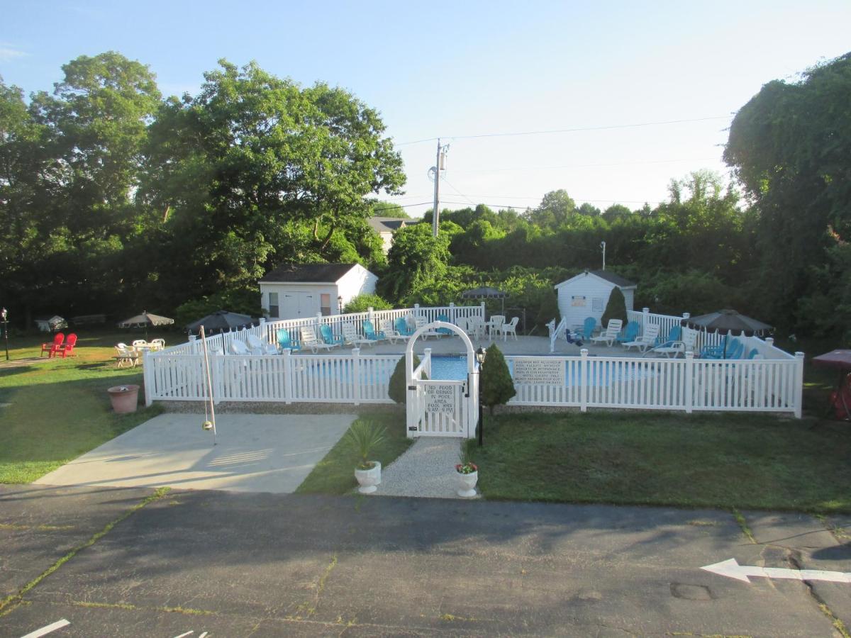 Long Beach Motor Inn Йорк Экстерьер фото