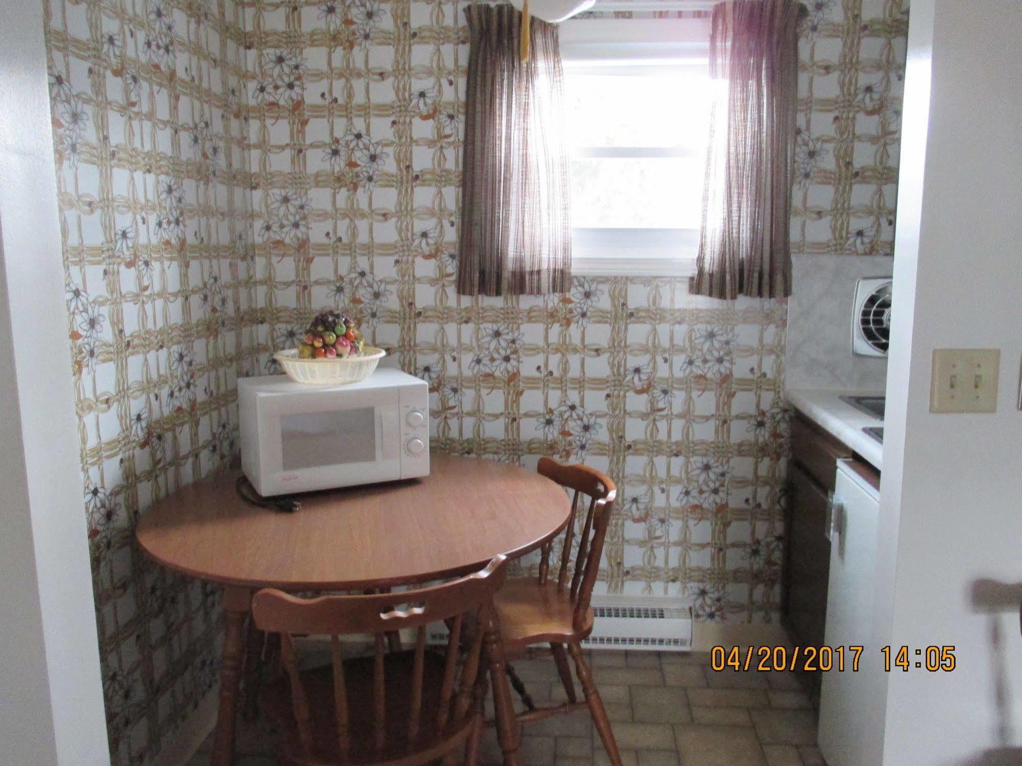 Long Beach Motor Inn Йорк Экстерьер фото